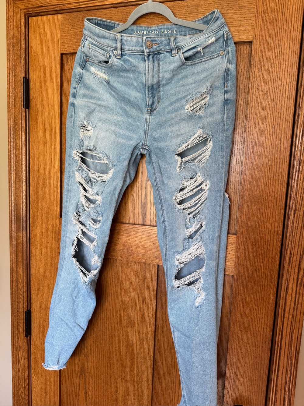 American Eagle Outfitters Light Blue Ripped Skinny Jeans